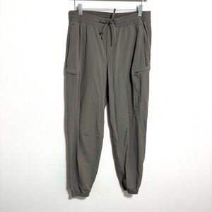 Lululemon License to Train Cargo Jogger Green